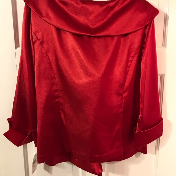 Formal Blouse. Deep Red/Burgundy. Size 16. NWT - Picture 4 of 8